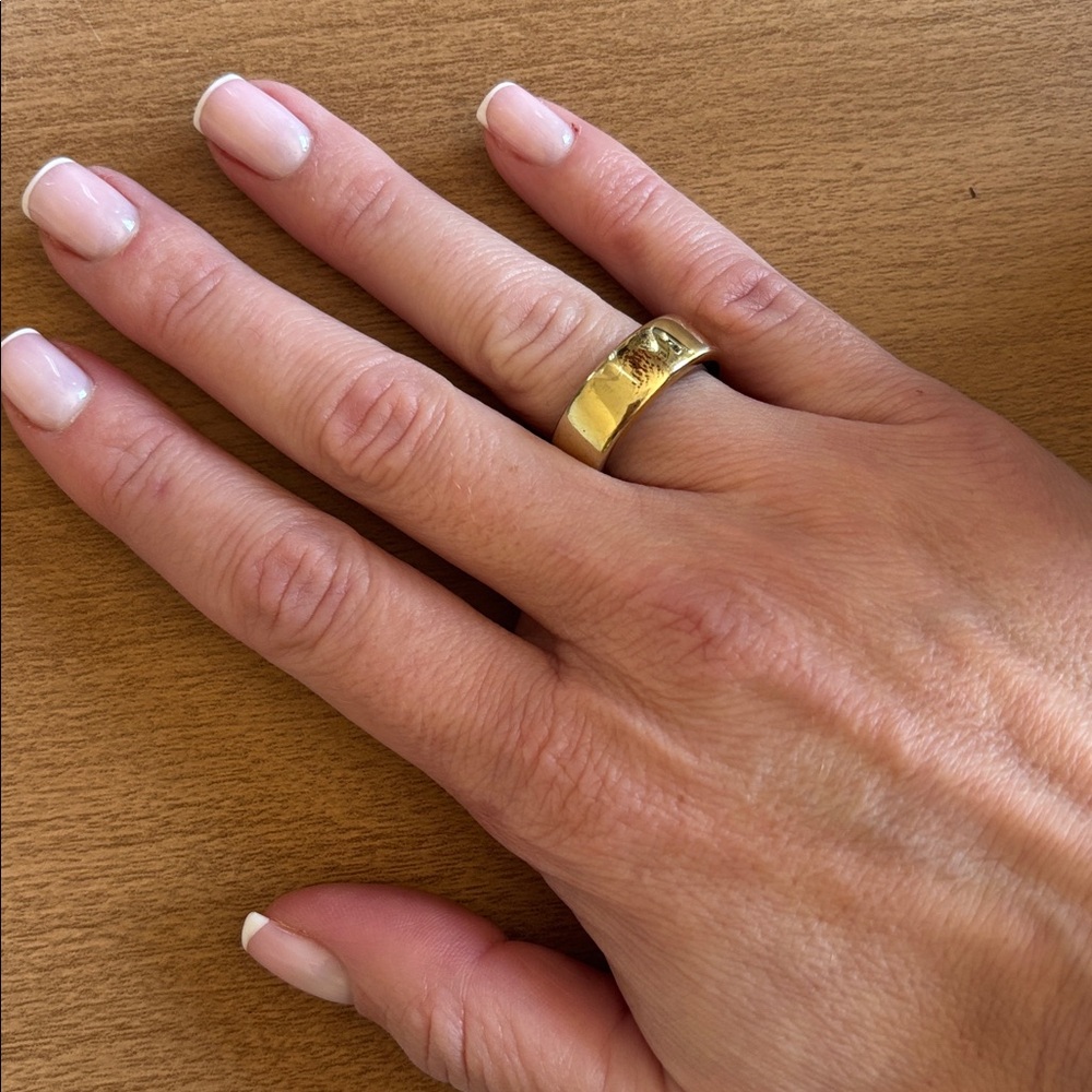 Gold oura ring size 8